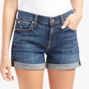 7 for all mankind mid roll shorts size 26